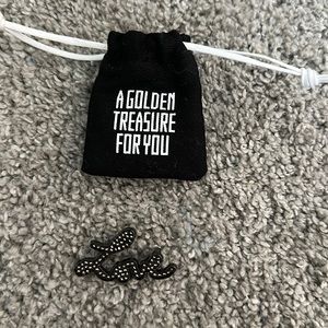 Golden goose love charm